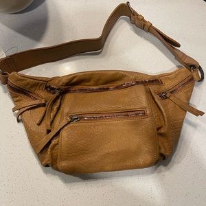 Free People Austin Leather Sling bag - Toffee/NWT